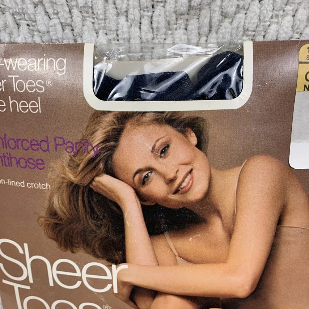 Vintage JCPenney QUEEN Short Navy Panty Hose‎ Long Wearing Sheer Toes Nude Heel